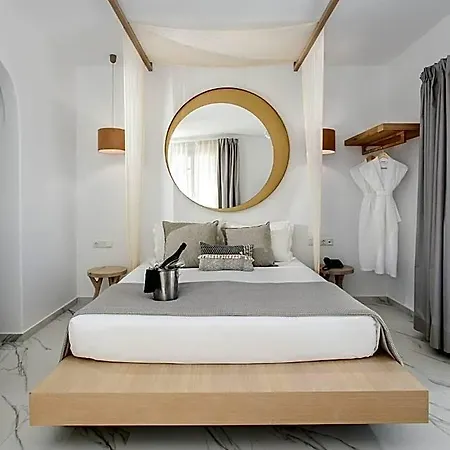 Cosmos Hotel 3*