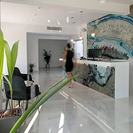 Cosmos Hotel