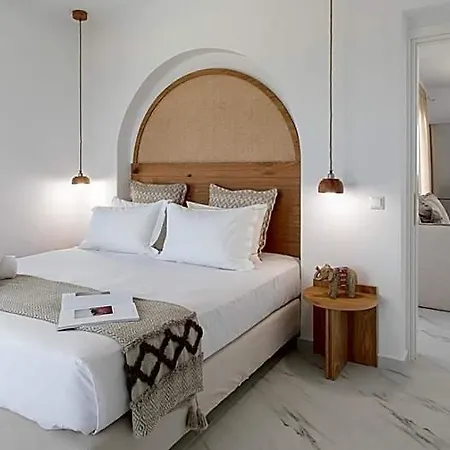 Cosmos Hotel 3*