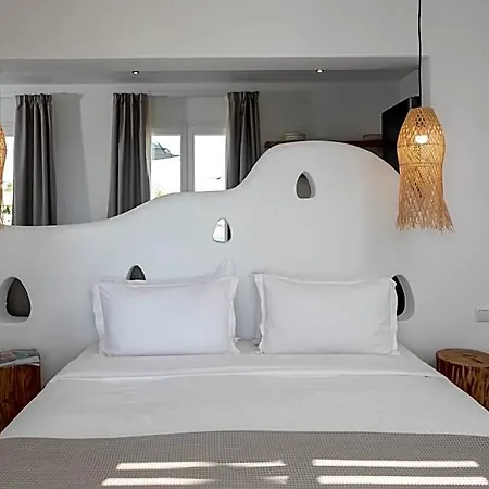 Cosmos Hotel 3*